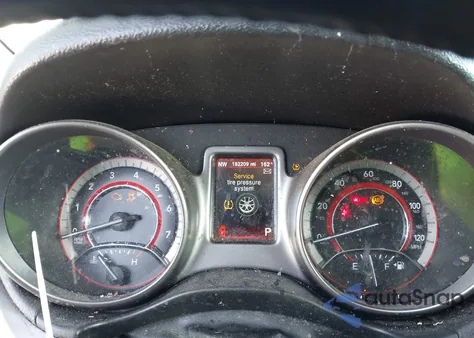 2016 Dodge Journey Crossroad Plus z USA, uszkodzony, nr VIN 3C4PDDGG3GT190032